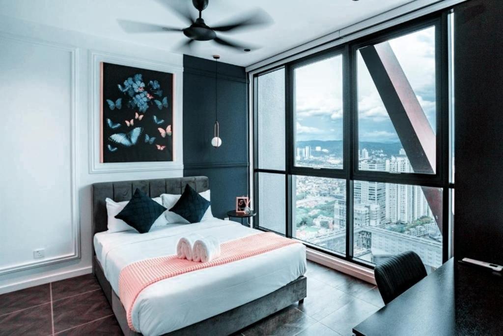 Scarletz Suites Klcc By Luxe Suites Kuala Lumpur Exterior foto